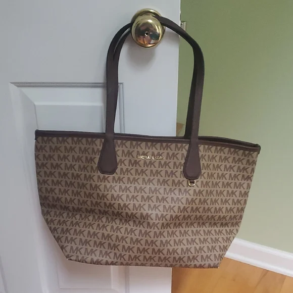 Michael Kors Signature Brown Tote - Picture 1 of 3